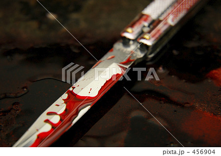 ナイフ 血 血液 刃物の写真素材