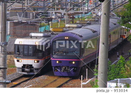 ４８５系電車 華 はな 田沢駅 ４８５系の写真素材 Pixta
