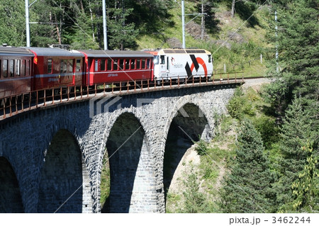 レーティッシュ鉄道 写真集 アレグラ（ABe8/12）が氷河特急6両を牽引 3月22日 902列車 その
