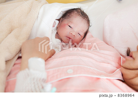 出産当日の写真素材