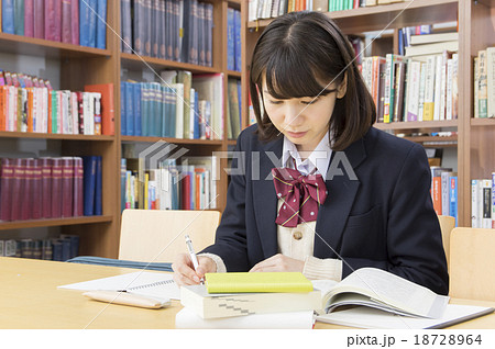 図書館戦争の写真素材