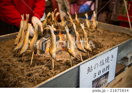 鮎の塩焼きの屋台の写真素材