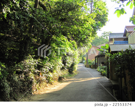 田舎 路地裏 懐かしい 夏の写真素材 Pixta