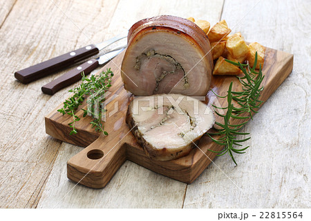 ポルケッタ イタリア料理 ローストポーク 豚バラの写真素材