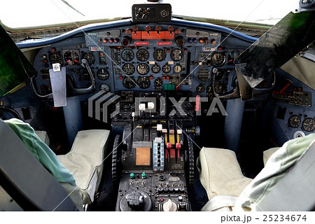 YS-11 コックピットの写真素材 - PIXTA