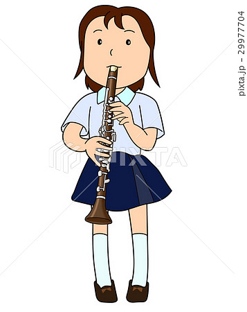 女の子 女子高生 吹奏楽 演奏のイラスト素材