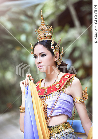 Thai costume Photos - PIXTA