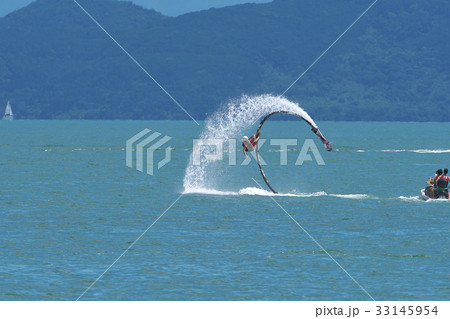 水上ホバーボードの写真素材
