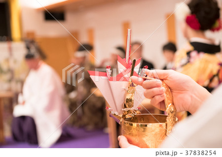 長柄銚子 お神酒の写真素材 - PIXTA 長柄銚子 お神酒の写真素材 - PIXTA