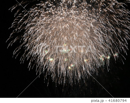 花火 打ち上げ花火 花火大会 宮古夏祭りの写真素材