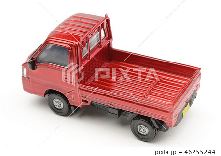 乗用車 車 軽トラック 赤の写真素材