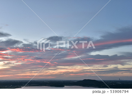 背景 雲 朝 空の写真素材