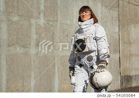 セクシー 宇宙飛行士 宇宙服 女の子の写真素材