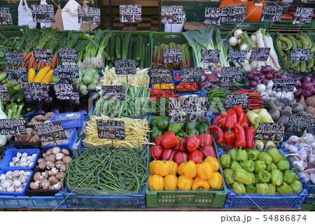 パプリカ 市場 野菜 値札の写真素材 Pixta