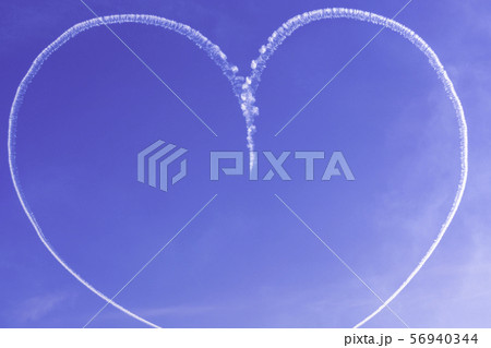 バーティカルキューピッドの写真素材