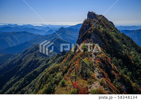 石鎚連峰の写真素材 - PIXTA