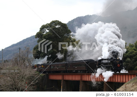 ナナブンノ | 塩尻にある蒸気機関車『デコイチ（D51155）』