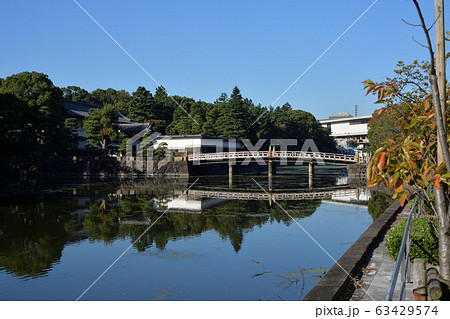 大手濠 お堀 皇居 平川橋の写真素材