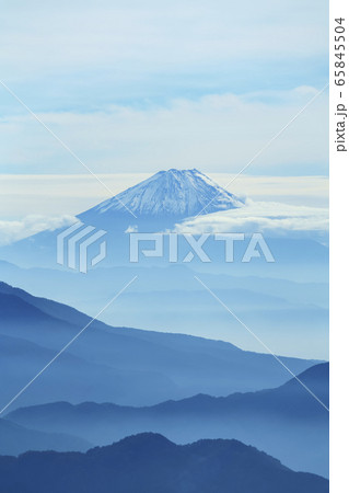 シルエット 八ヶ岳 自然 風景の写真素材