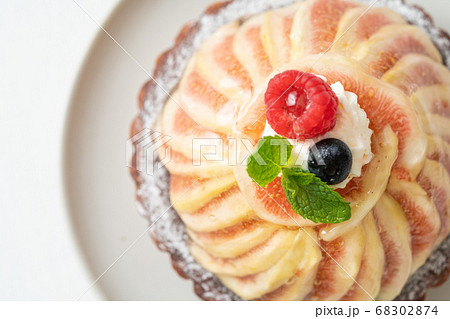 丸い食べ物の写真素材