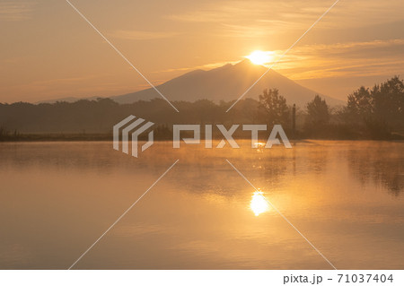 ダイヤモンド筑波 山の写真素材