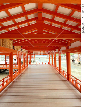 回廊 廊下 神社 厳島神社の写真素材