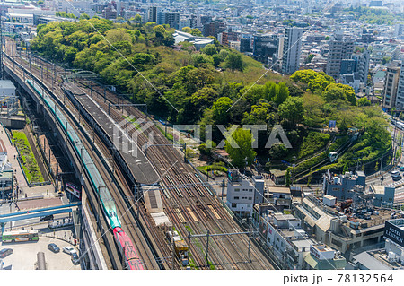 新幹線 はやぶさ こまち 連結の写真素材