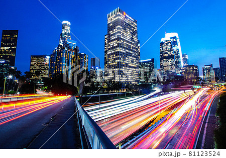 ロサンゼルス 夜 高速道路 海外の写真素材 ロサンゼルス 夜 高速道路 海外の写真素材
