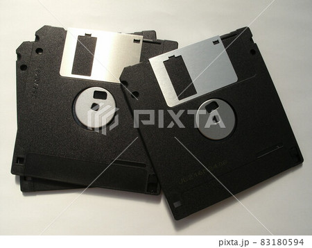 フロッピーディスク 5インチ fd メディアの写真素材 - PIXTA