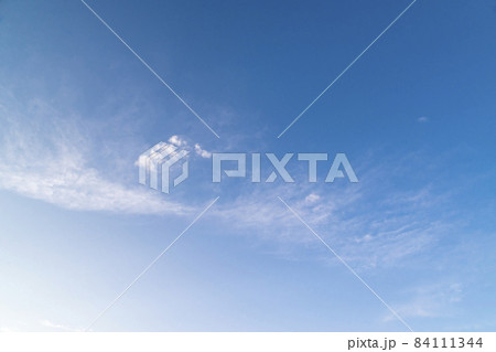 上を向いて歩こうの写真素材