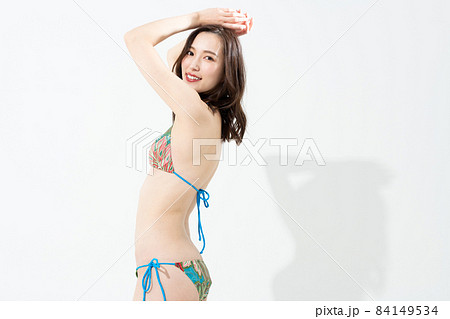 女性 日本人 モデル ビキニの写真素材