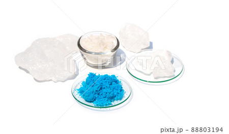 ミョウバン 結晶 科学 理科の写真素材 - PIXTA