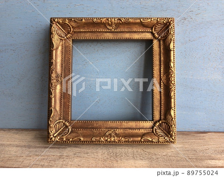 額縁 アンティークの写真素材 - PIXTA