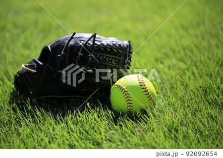 女子ソフトボールの写真素材