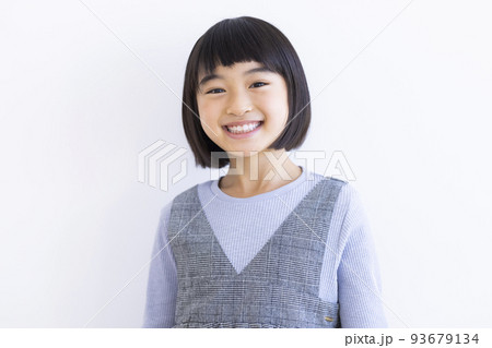 小学５年生女の子画像笑顔 フォトライブラリー