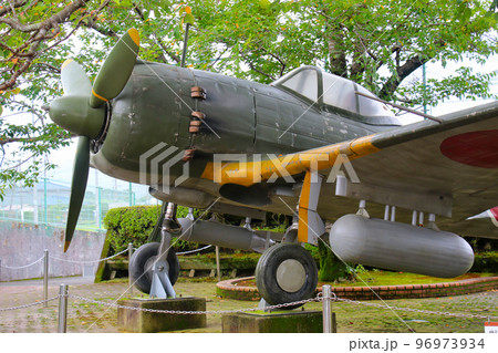 ★当時物　日本陸軍航空機の歴史的写真セット　飛行機　特攻隊　古写真２３枚 ☆当時物 日本陸軍航空機の歴史的写真セット 飛行機 特攻隊 古