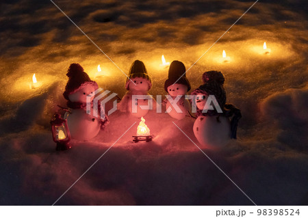 雪だるま ゆきだるま スノーマン 家族の写真素材 - PIXTA