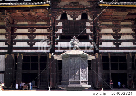 八角灯篭 東大寺 灯篭 奈良市の写真素材 - PIXTA