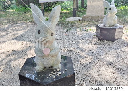 ウサギの石像の写真素材 - PIXTA