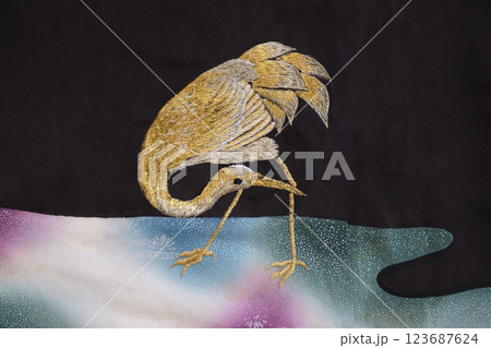 鶴の刺繍の写真素材 - PIXTA