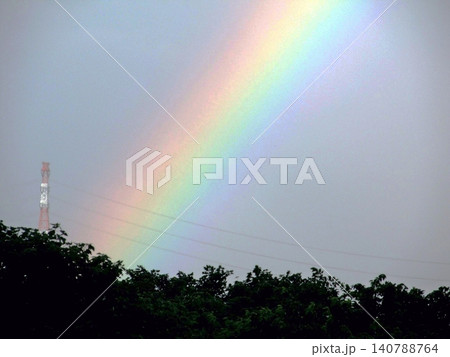 虹 レインボー 七色 7色の写真素材 - PIXTA